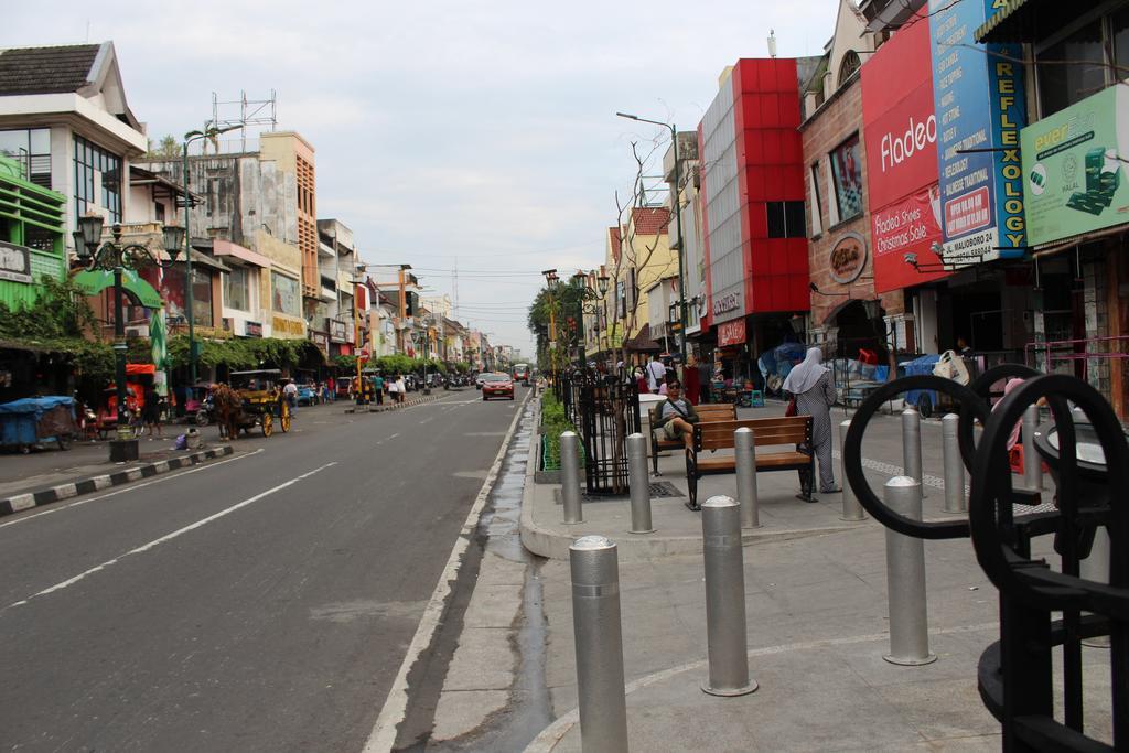 Jogja Backpacker Home Γιογκιακάρτα Εξωτερικό φωτογραφία